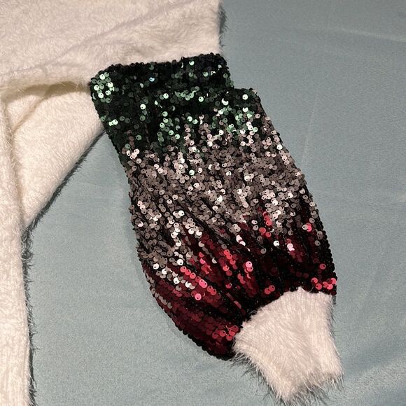 Cream Puffy Sleeve Sequence Fuzzy Sweater Size S/M C31 - Picture 4 of 6